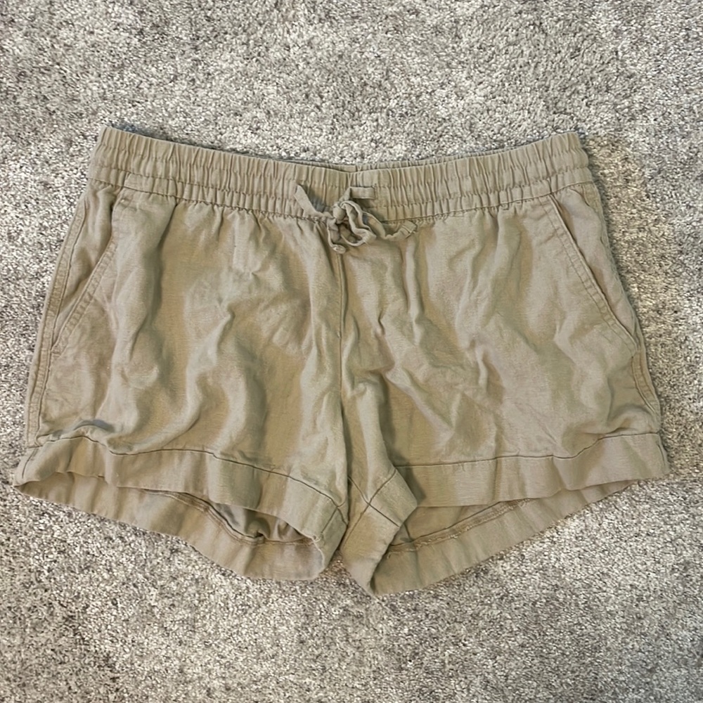 Old Navy Women’s Tan Linen Shorts (MEDIUM)